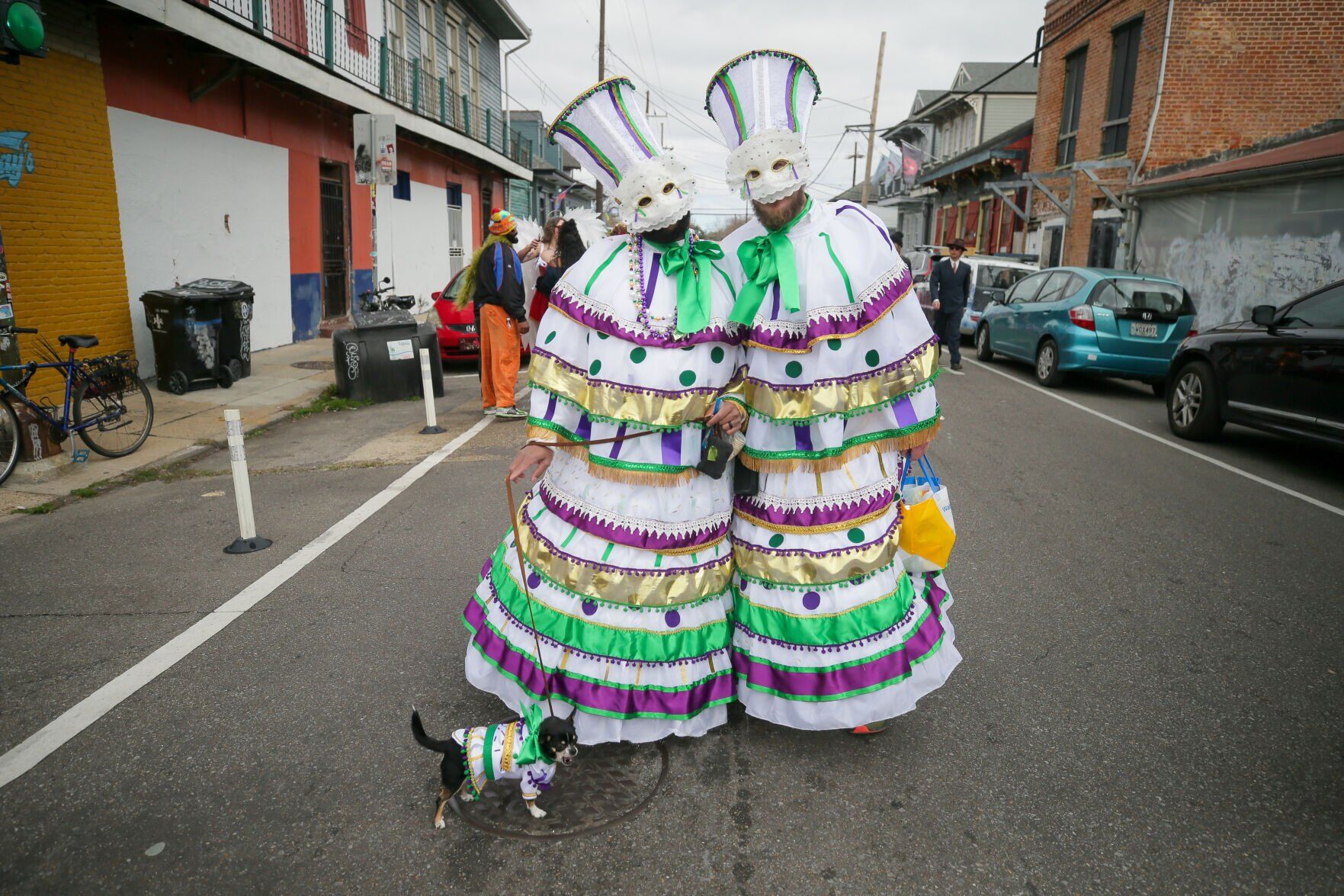 no.costumes.021424.0049.jpg